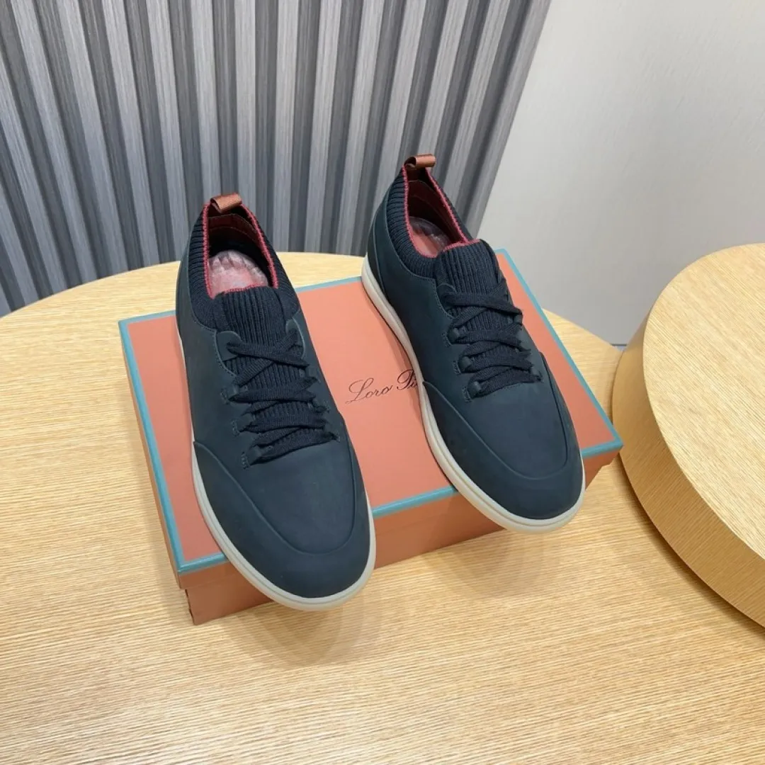 Men's men's shoes 💰P500💰[loro piana] The new moccasin shoes are popular all over the world, and the official website is selling like hotcakes. The upper is made of original first-layer cowhide and matched with original rubber soles. It is a classic. The complex craftsmanship and meticulous structure make the shoes light and soft, allowing you to walk comfortably and freely. Perfect for summer wear. Yardage: 38-45. (45 is custom-made and cannot be returned or exchanged)